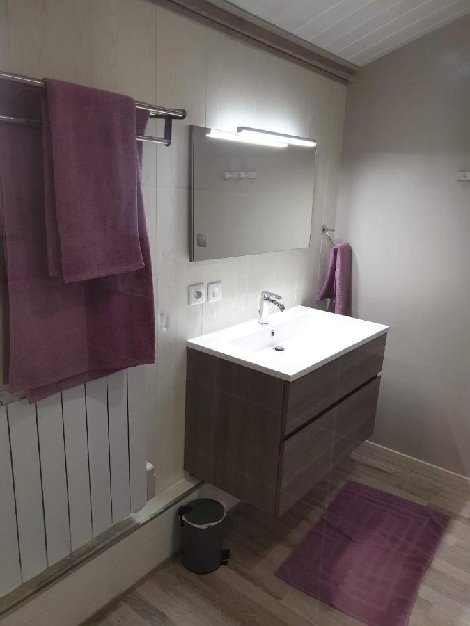 Au Petit Bonheur Bed & Breakfast Saint-Martin-du-Frene Eksteriør bilde